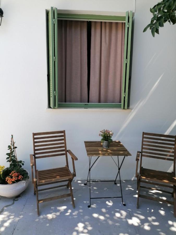 Studios Margaret, Poros Island Poros Town Esterno foto